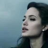 Эмодзи Angelina Jolie