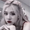 Эмодзи black pink