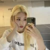 Эмодзи kim lip