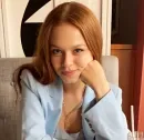 Стикер Сэди Совералл