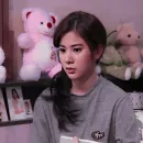 Стикер IU