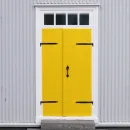 Стикер Входные двери