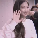 Стикер Jennie