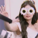 Стикер Jennie