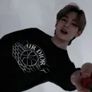 Стикер kim taehyung