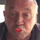 Стикер Обэмэ