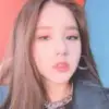 Стикер Jeon Heejin