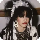 Стикер Strawberry Switchblade