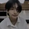 Стикер HWANHYUNJIN