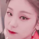 hwang yeji