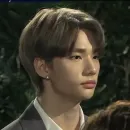 Стикер HYUNJIN