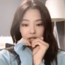 Стикер Jennie Blackpink