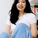 Стикер Jennie Blackpink