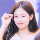 Стикер Jennie Blackpink