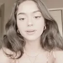Стикер Madison Beer