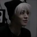 Стикер kembaran yuta