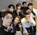 Stray Kids
