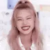 Стикер hwang yeji