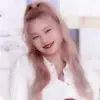 Стикер hwang yeji